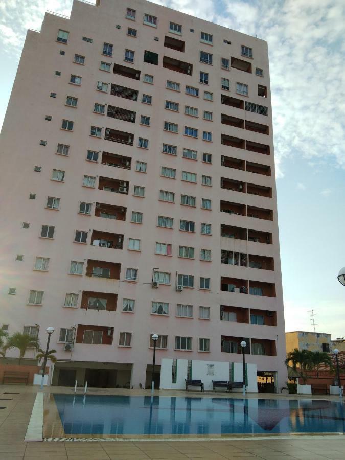 Plaza Melaka Raya Apartment Zewnętrze zdjęcie